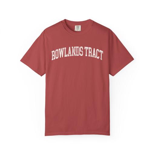 Rowlands Tract Garment-Dyed Tee in Collegiate Crimson